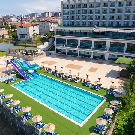 Ramada Resort By Wyndham Unye Zewnętrze zdjęcie