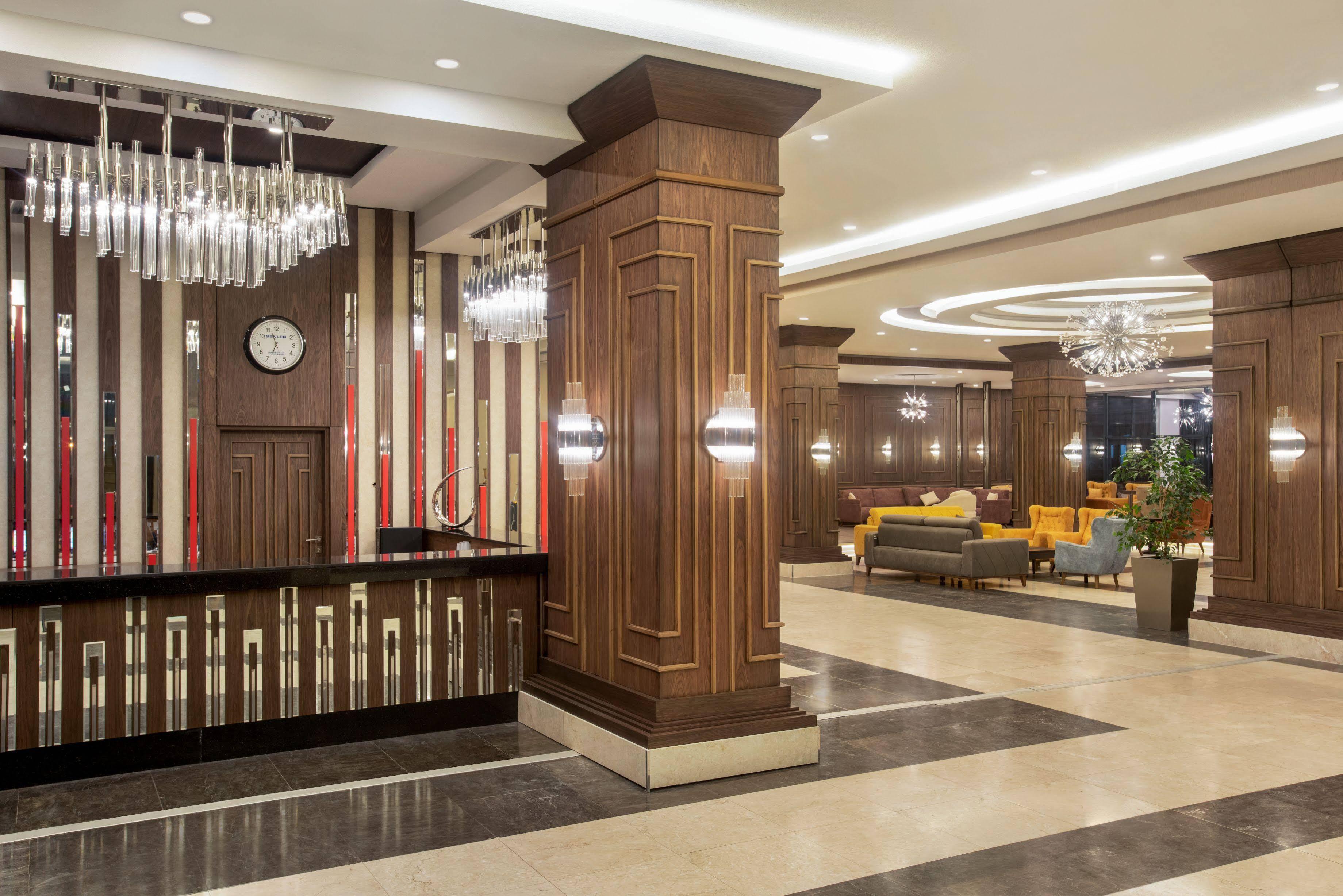 Ramada Resort By Wyndham Unye Zewnętrze zdjęcie