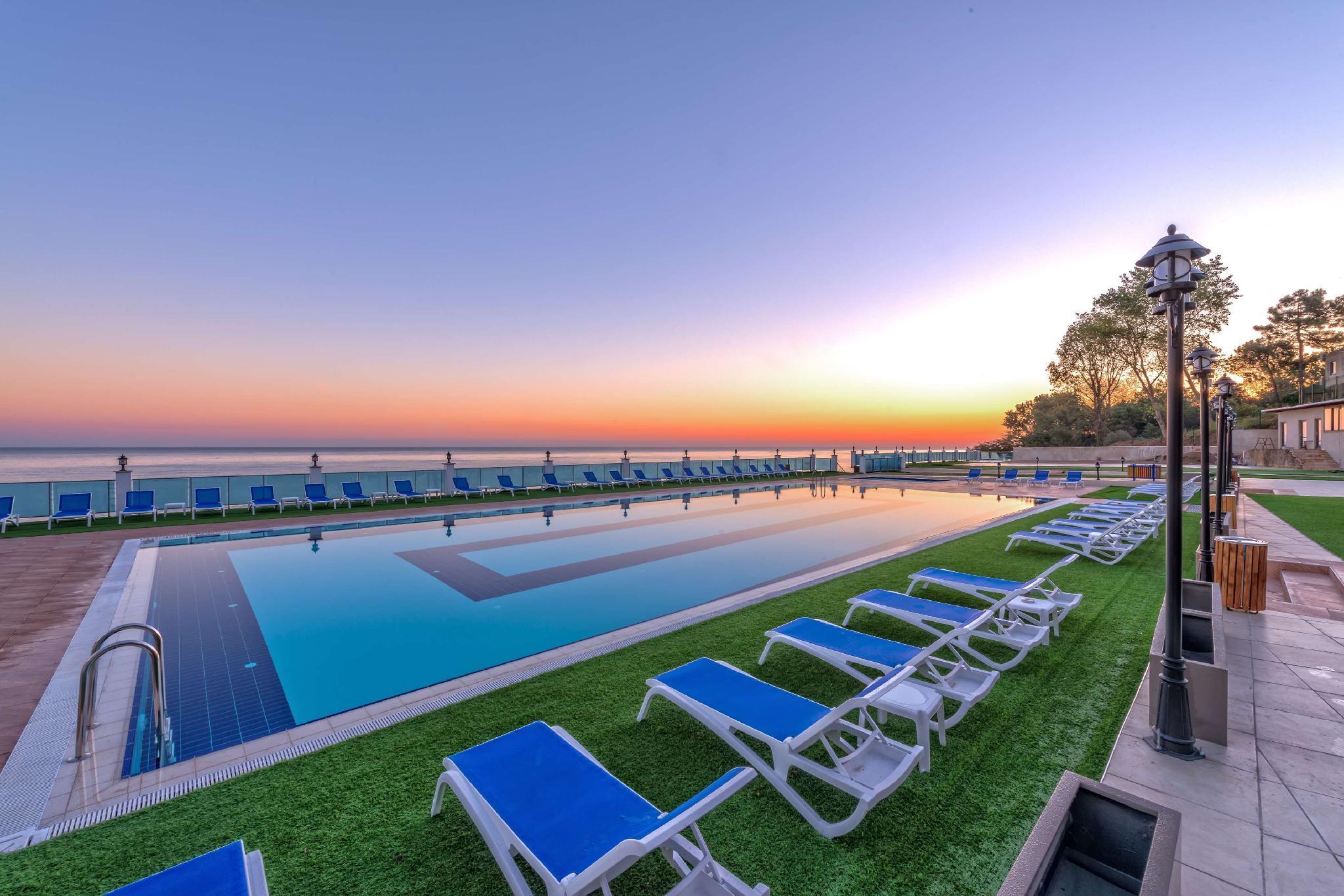 Ramada Resort By Wyndham Unye Zewnętrze zdjęcie