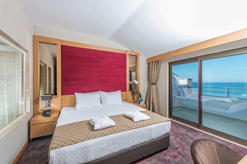 Ramada Resort By Wyndham Unye Zewnętrze zdjęcie