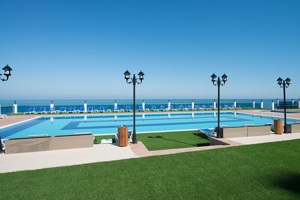 Ramada Resort By Wyndham Unye Zewnętrze zdjęcie