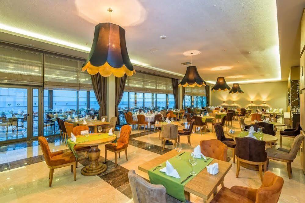 Ramada Resort By Wyndham Unye Zewnętrze zdjęcie